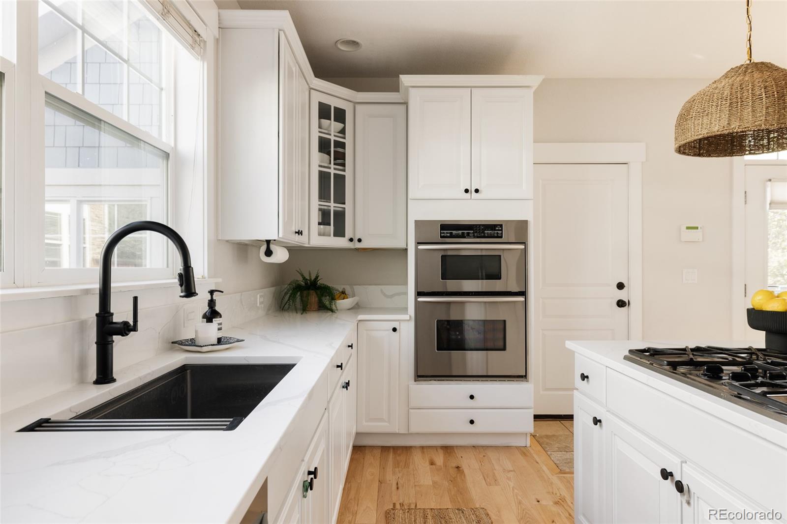 MLS Image #15 for 7382 e 8th place,denver, Colorado