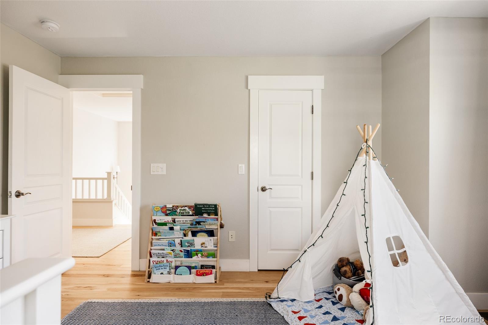 MLS Image #31 for 7382 e 8th place,denver, Colorado