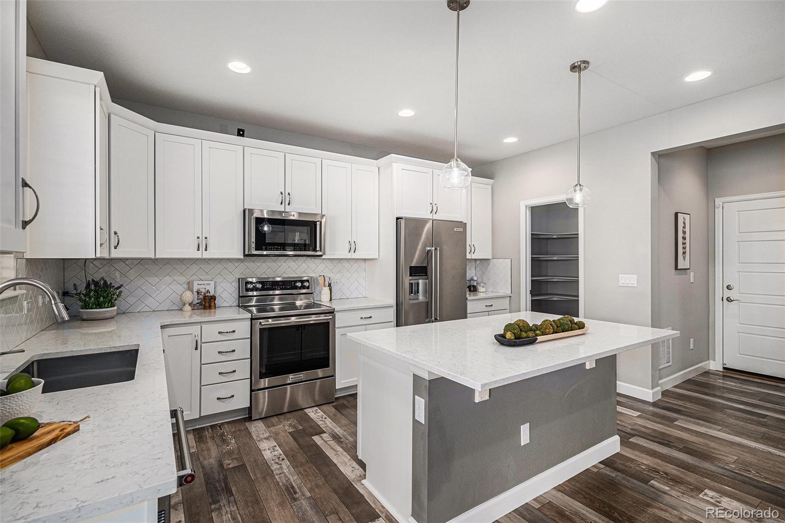 MLS Image #6 for 1011  white leaf circle,castle rock, Colorado