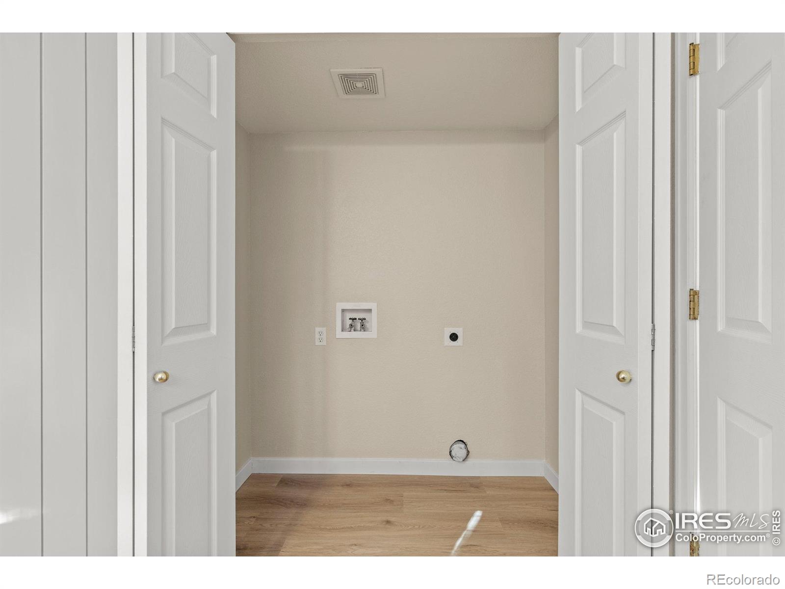 MLS Image #11 for 2930 w stuart street,fort collins, Colorado