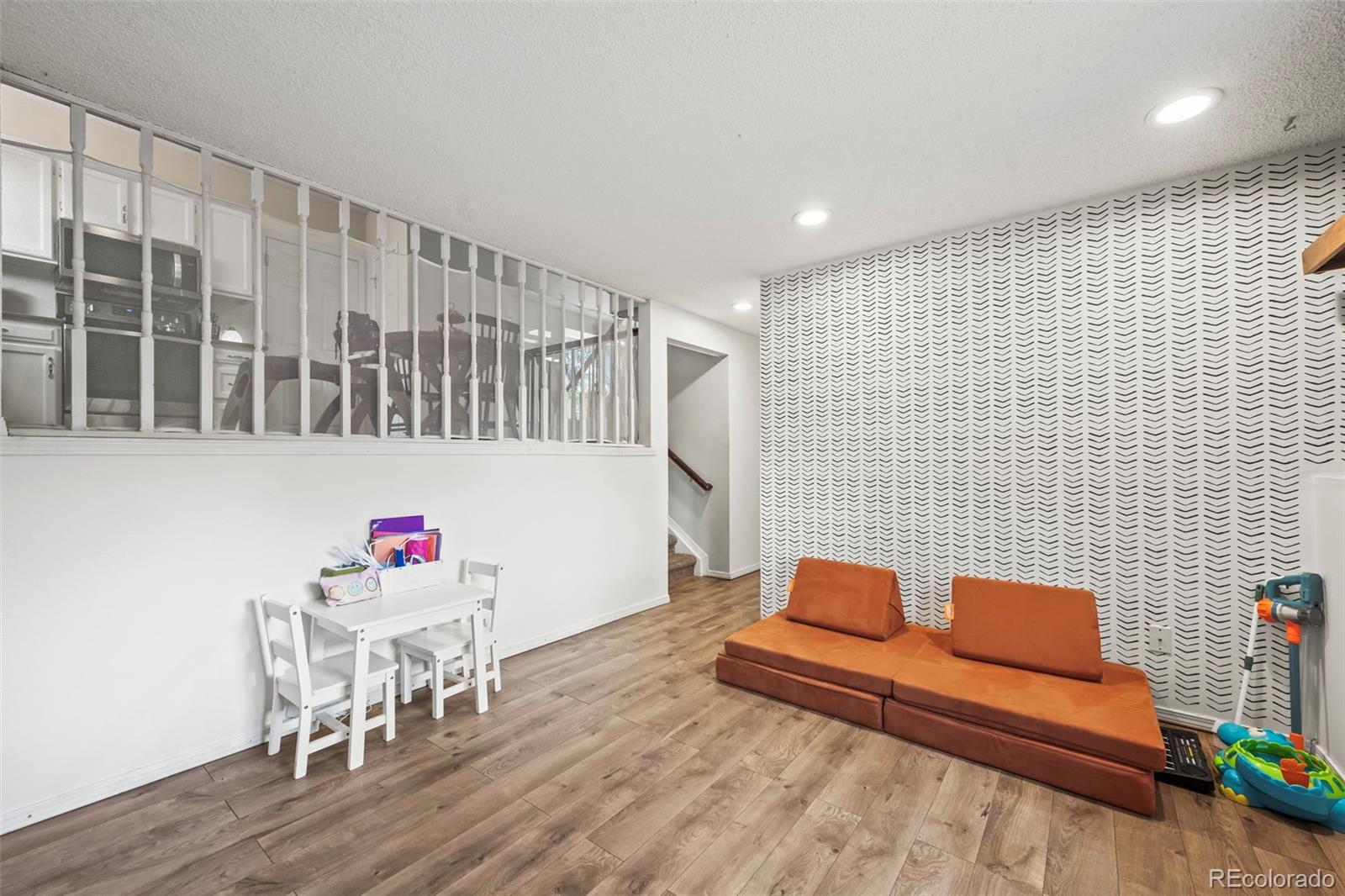 MLS Image #12 for 8896 w teton circle,littleton, Colorado