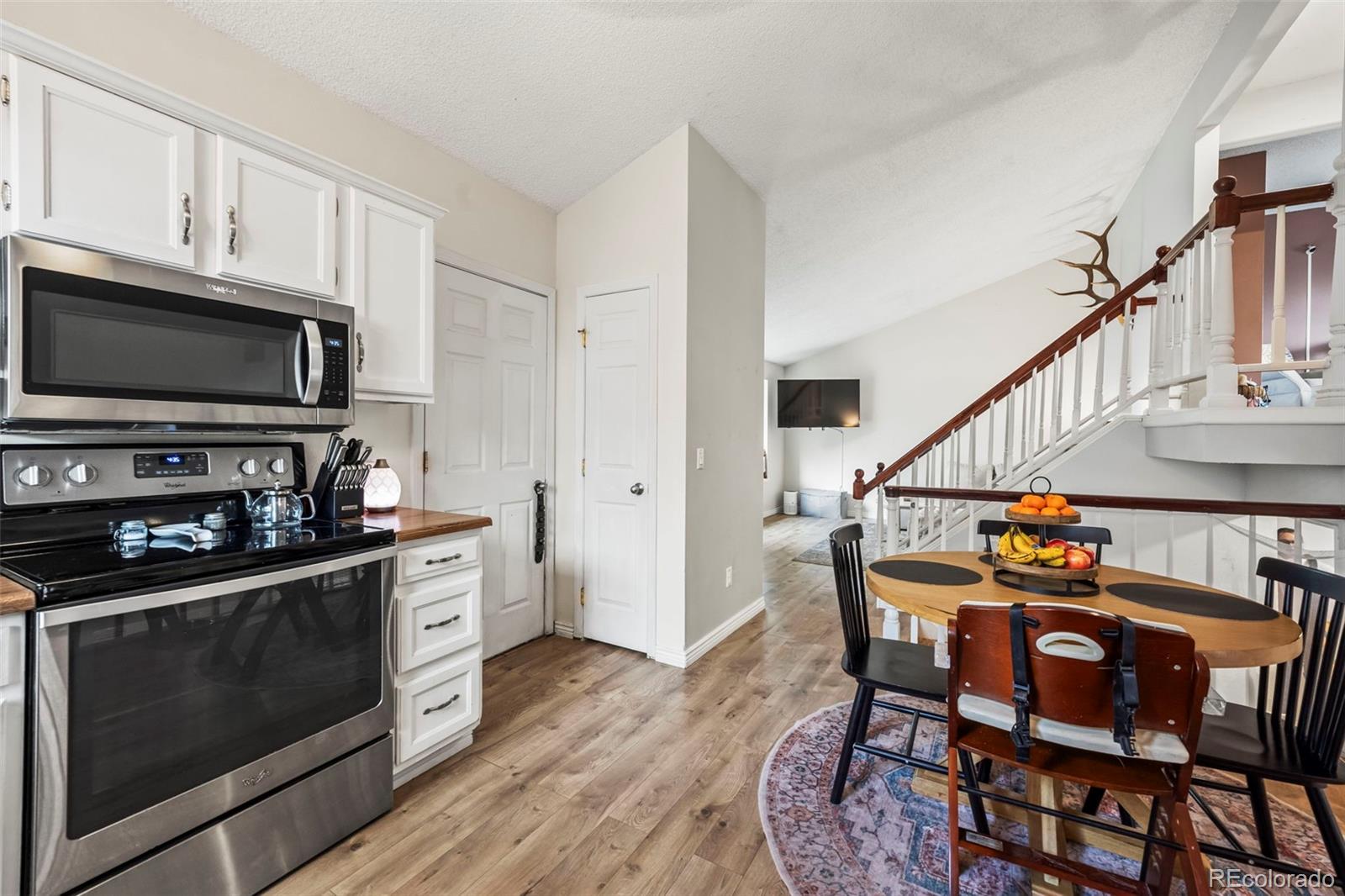 MLS Image #9 for 8896 w teton circle,littleton, Colorado