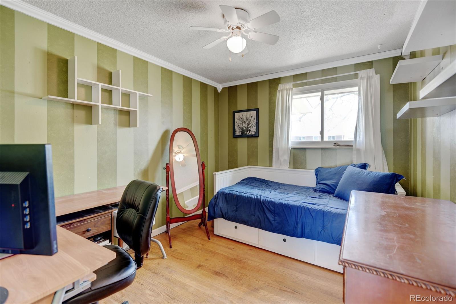 MLS Image #13 for 1425 s newport street,denver, Colorado