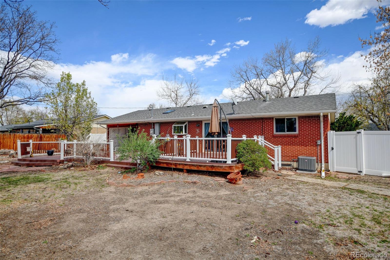 MLS Image #24 for 1425 s newport street,denver, Colorado