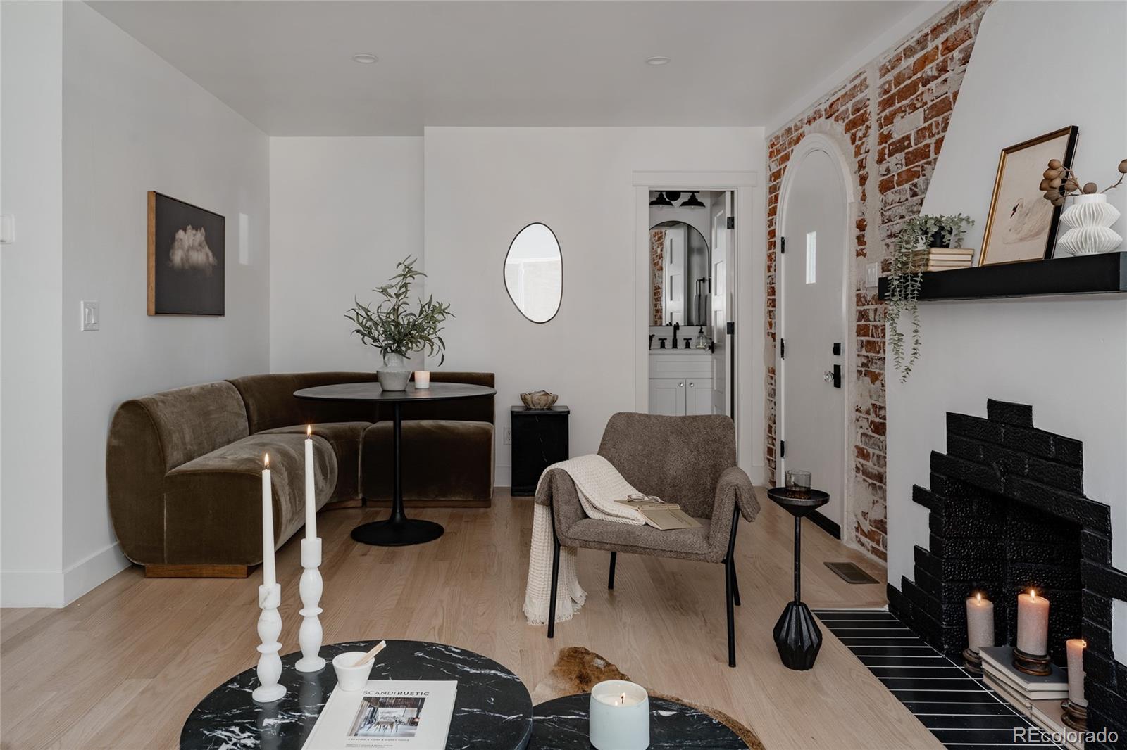 MLS Image #6 for 2085  krameria street,denver, Colorado