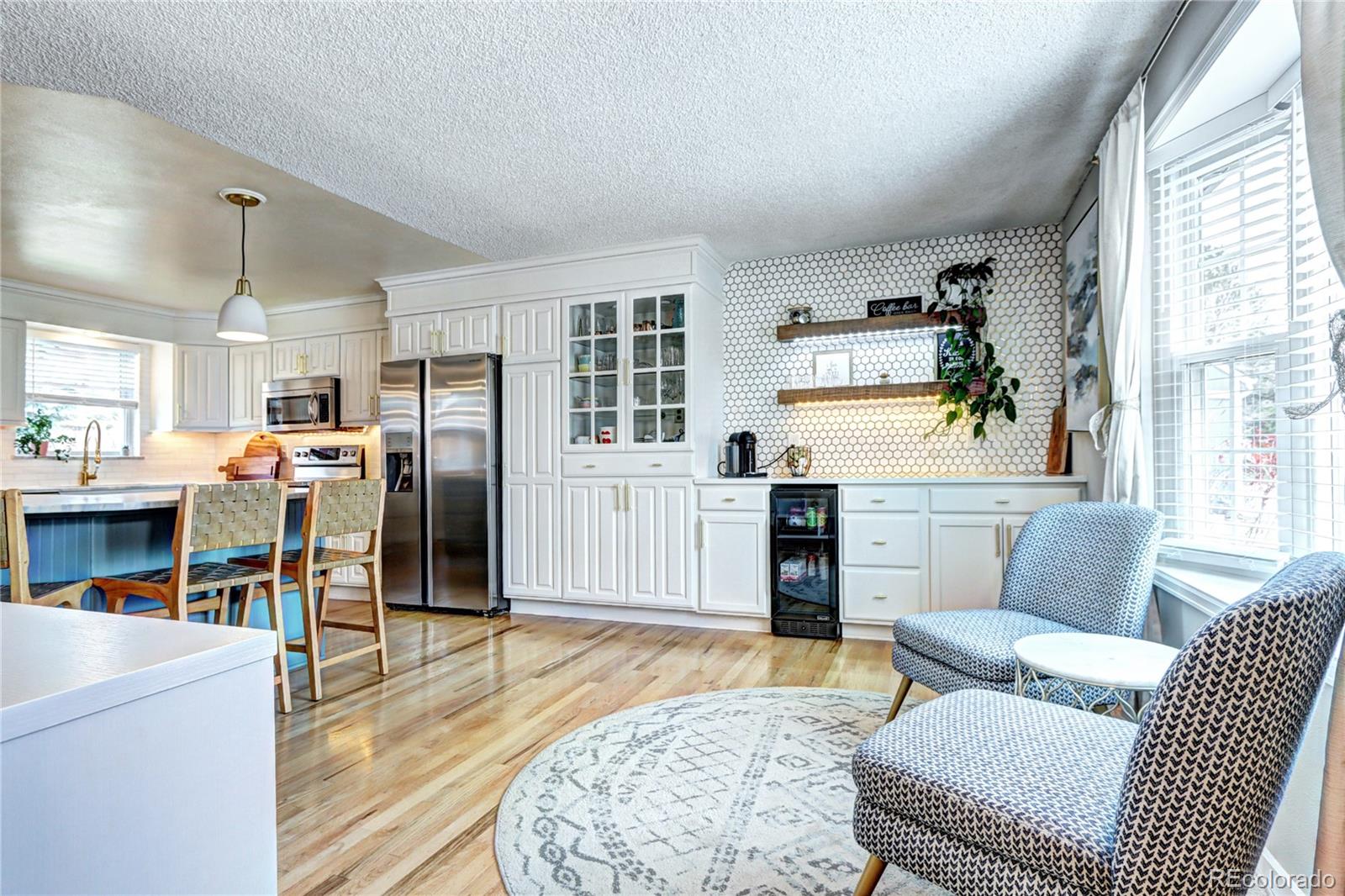 MLS Image #2 for 8581 w hinsdale place,littleton, Colorado