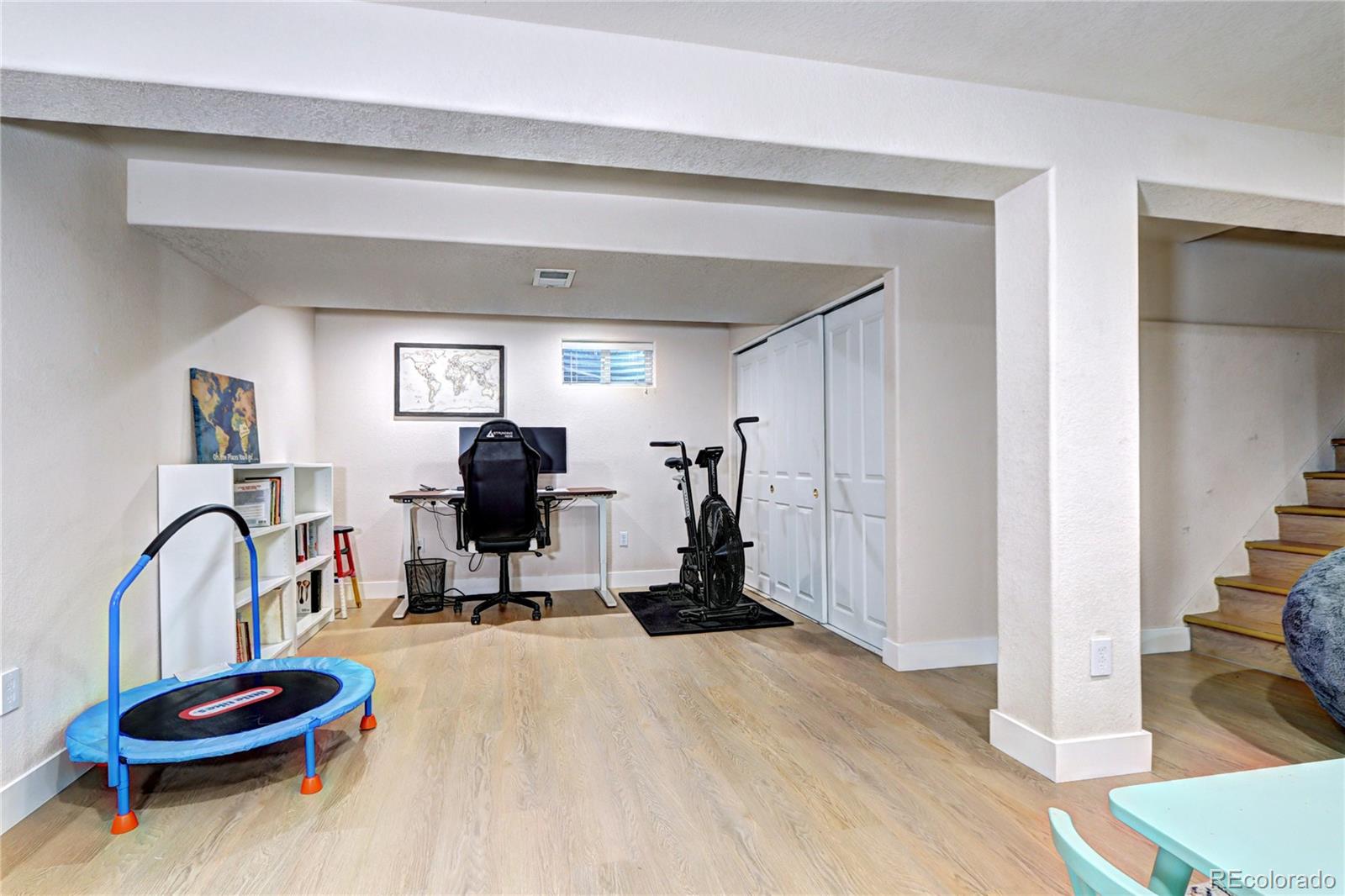 MLS Image #20 for 8581 w hinsdale place,littleton, Colorado