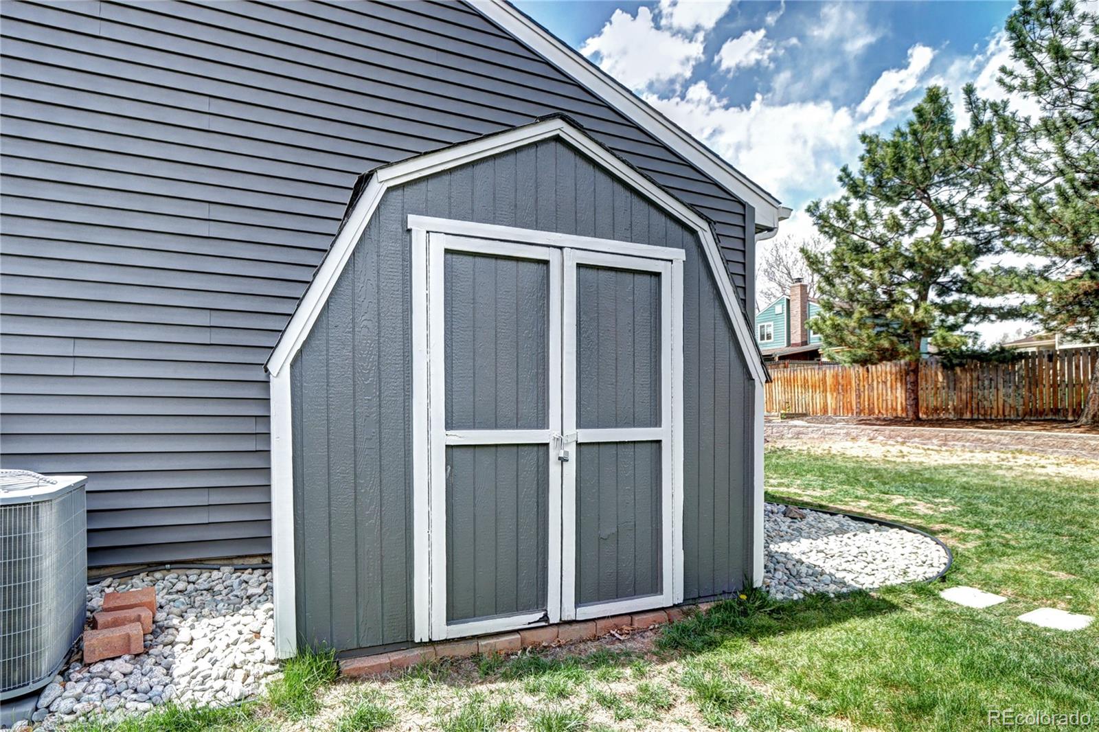 MLS Image #23 for 8581 w hinsdale place,littleton, Colorado