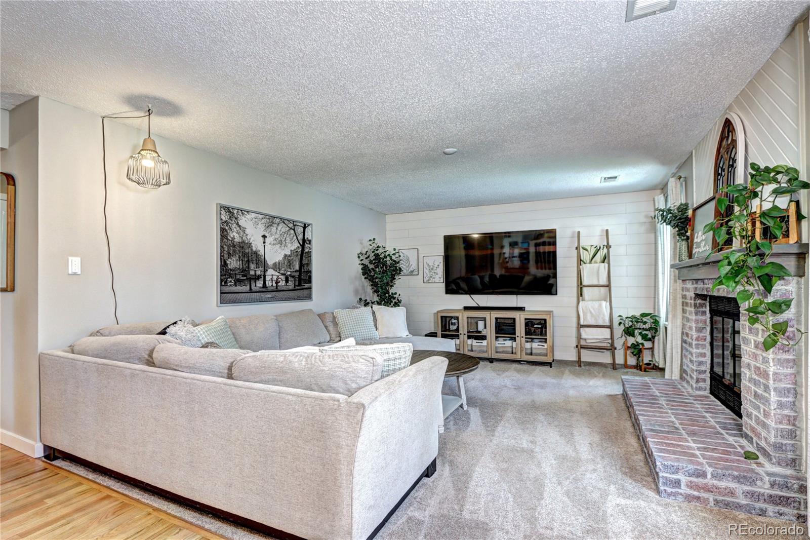 MLS Image #9 for 8581 w hinsdale place,littleton, Colorado