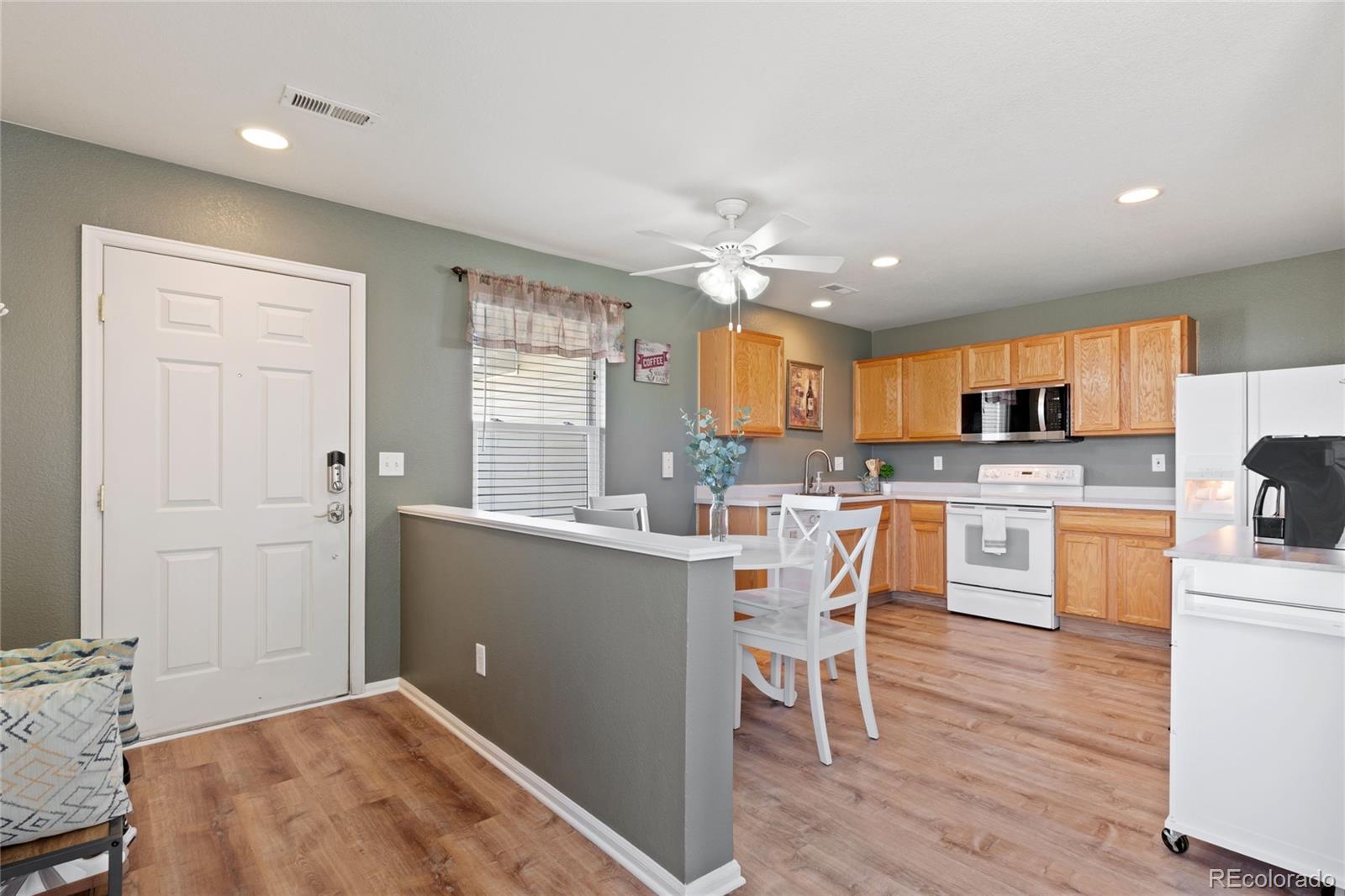 MLS Image #4 for 7841 s kalispell circle,englewood, Colorado