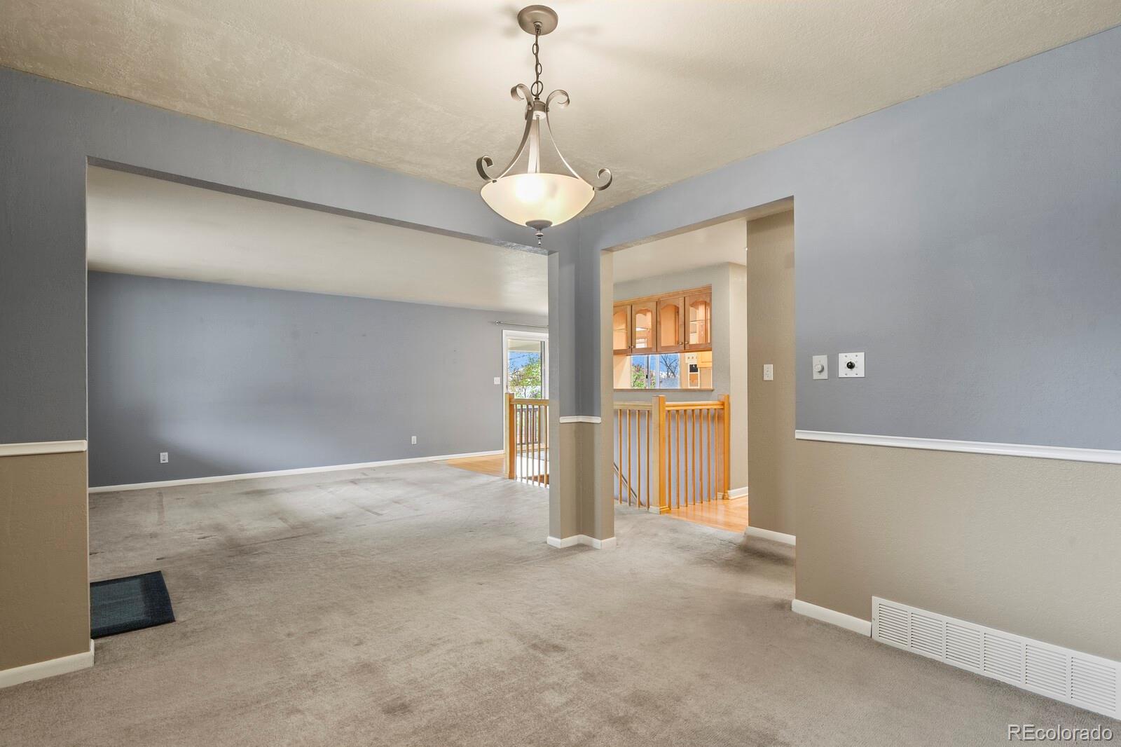 MLS Image #8 for 6650 w 70th avenue,arvada, Colorado
