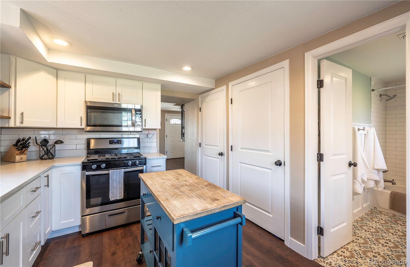 MLS Image #10 for 315  maestes street,johnstown, Colorado