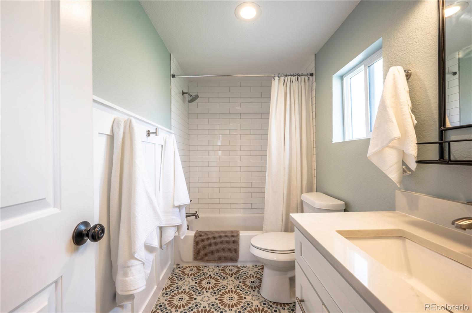 MLS Image #11 for 315  maestes street,johnstown, Colorado
