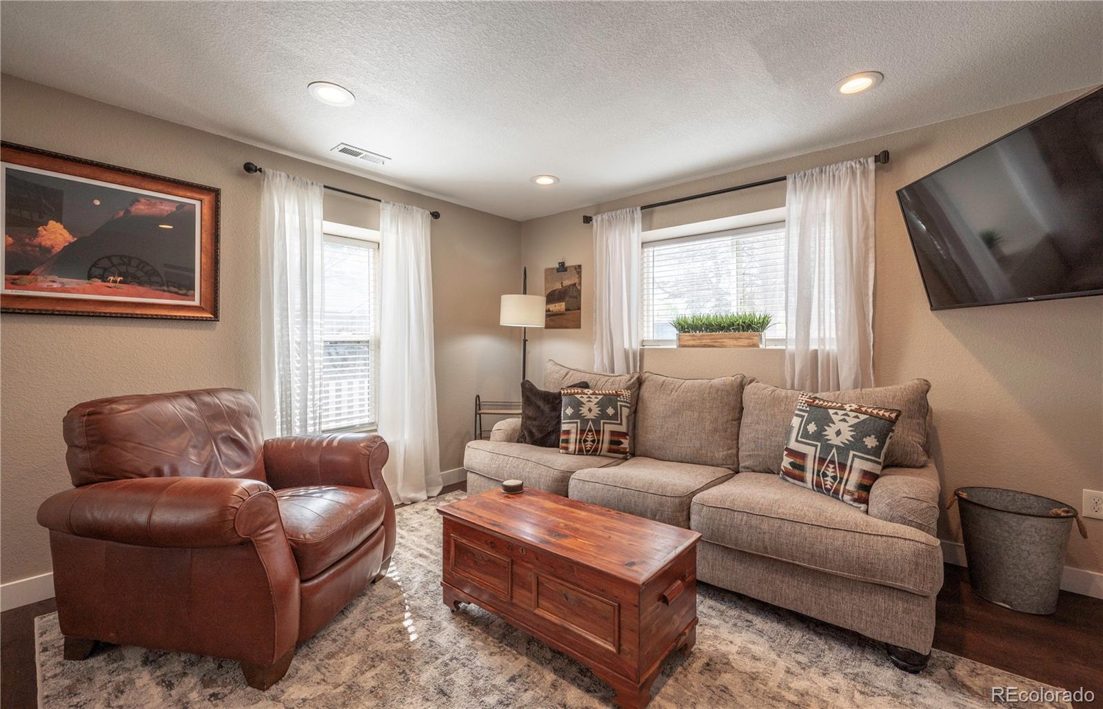 MLS Image #4 for 315  maestes street,johnstown, Colorado