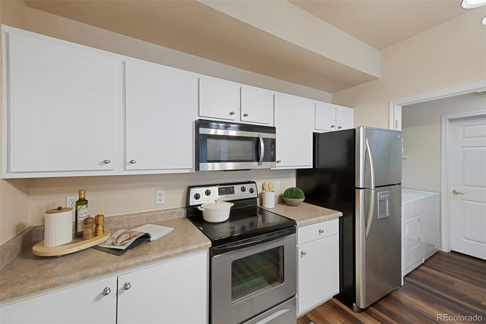 MLS Image #10 for 12926  ironstone way 101,parker, Colorado