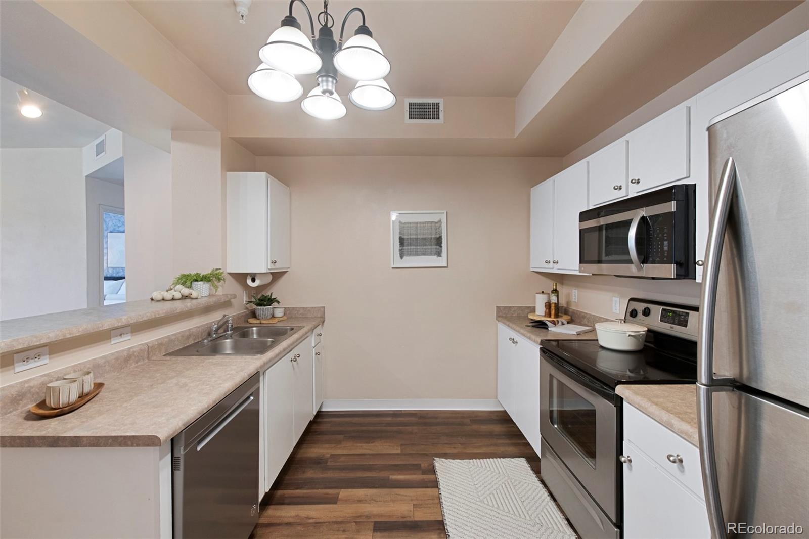 MLS Image #9 for 12926  ironstone way 101,parker, Colorado