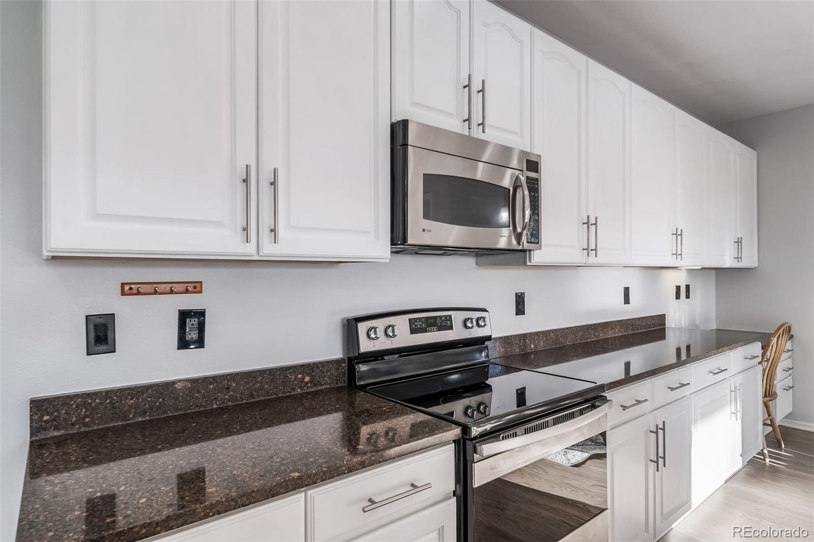MLS Image #12 for 9505  painted canyon circle,highlands ranch, Colorado