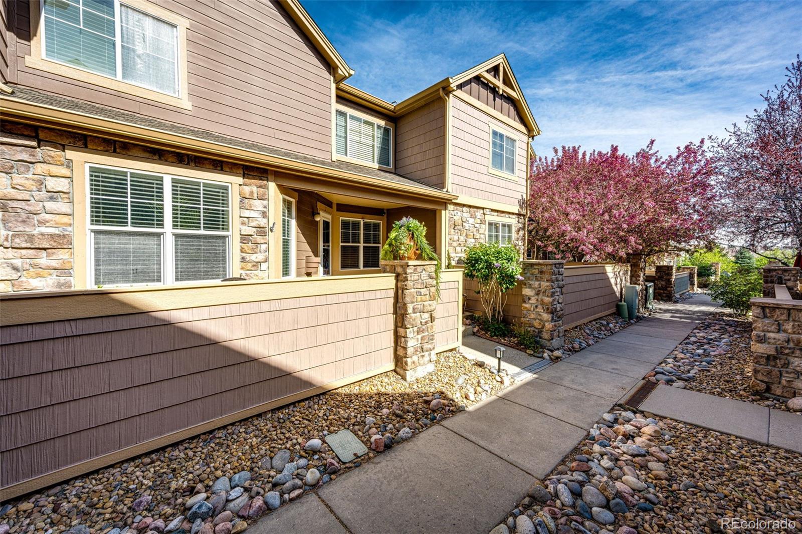 MLS Image #2 for 5660 s algonquian way,aurora, Colorado
