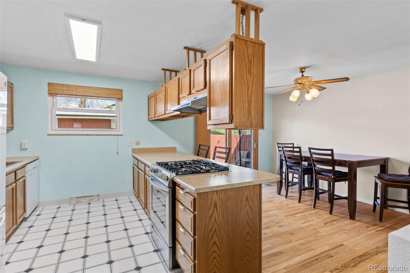 MLS Image #11 for 2591  beech court,golden, Colorado