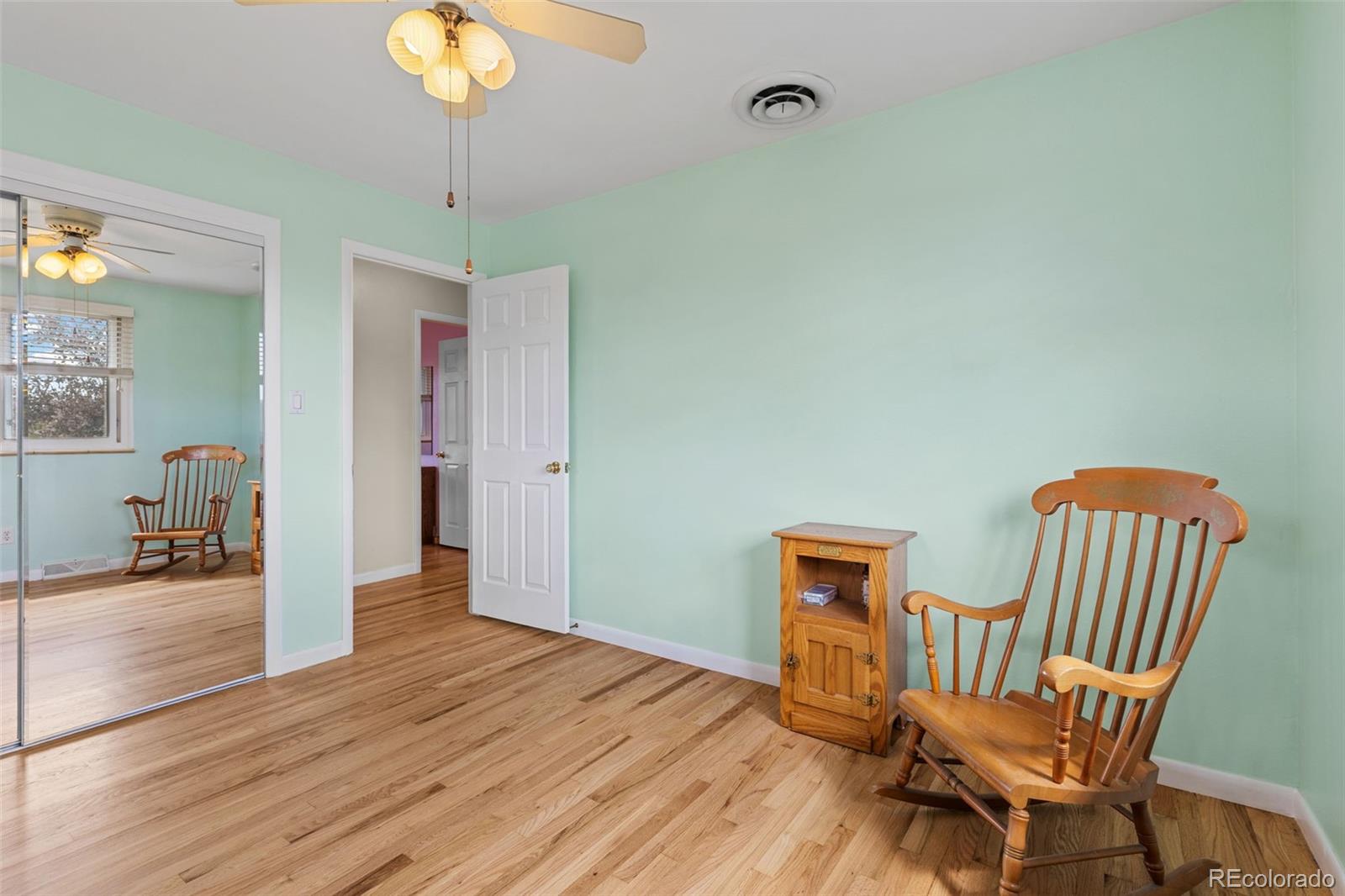 MLS Image #27 for 2591  beech court,golden, Colorado