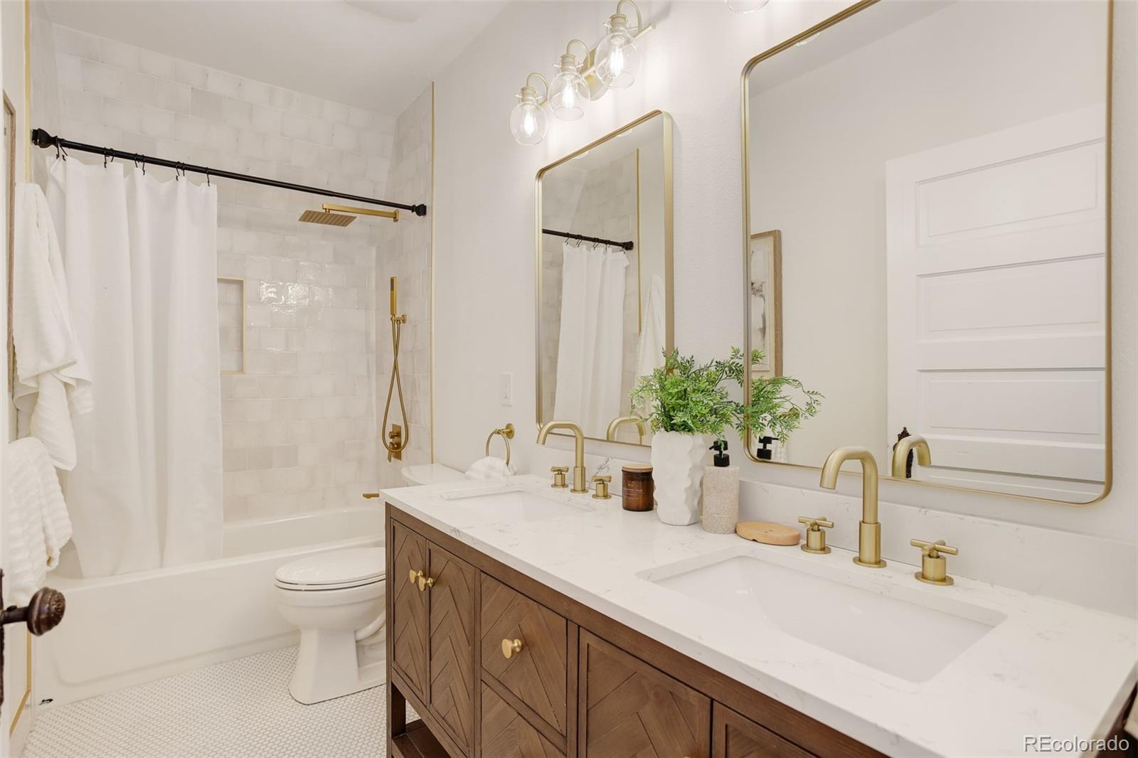 MLS Image #36 for 729 e 10th avenue,denver, Colorado