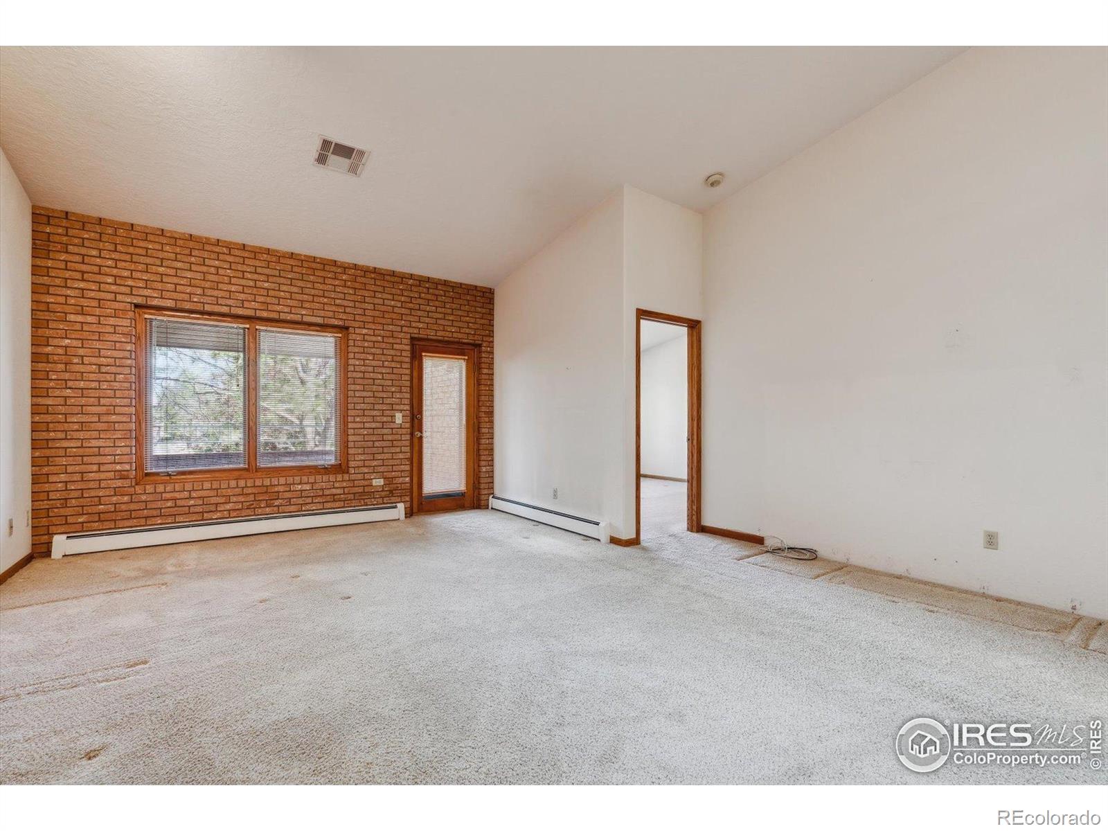 MLS Image #16 for 2010  46th avenue,greeley, Colorado