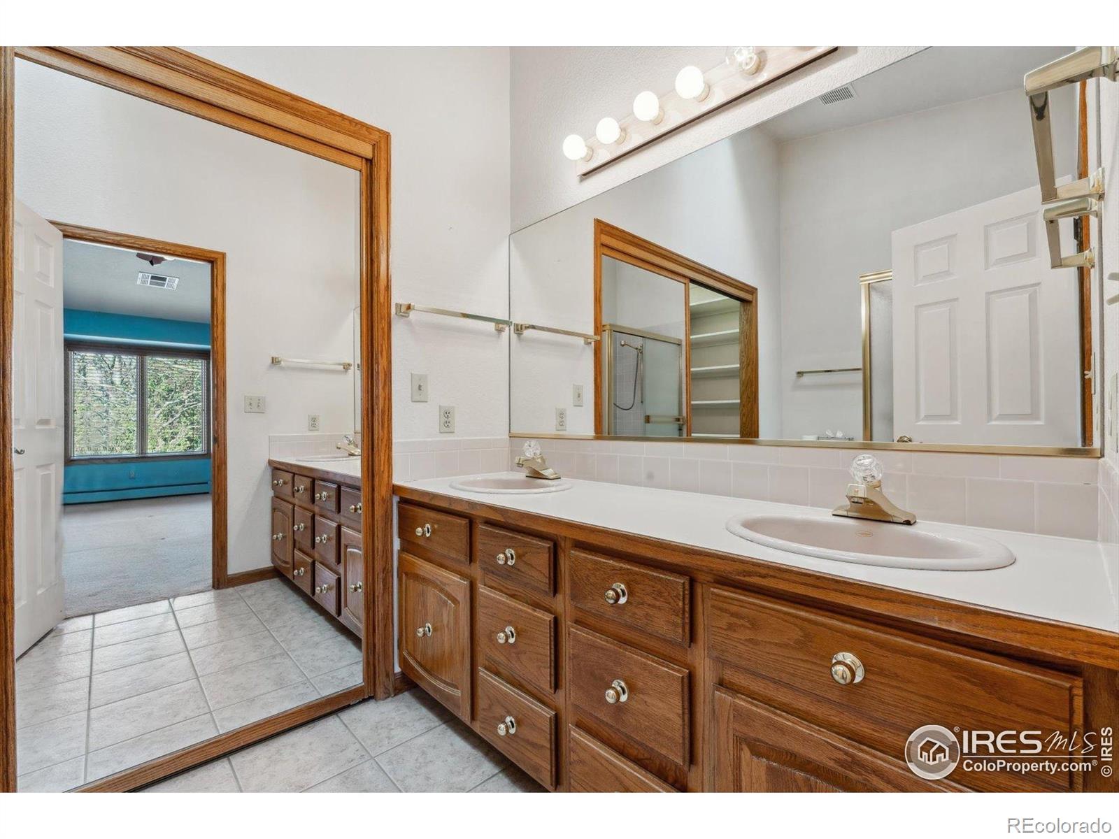 MLS Image #22 for 2010  46th avenue,greeley, Colorado