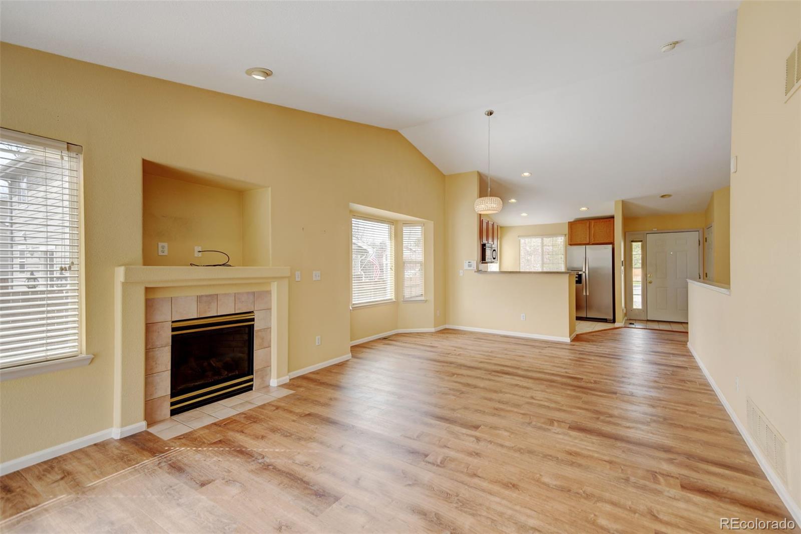 MLS Image #10 for 6794 w 3rd avenue,lakewood, Colorado