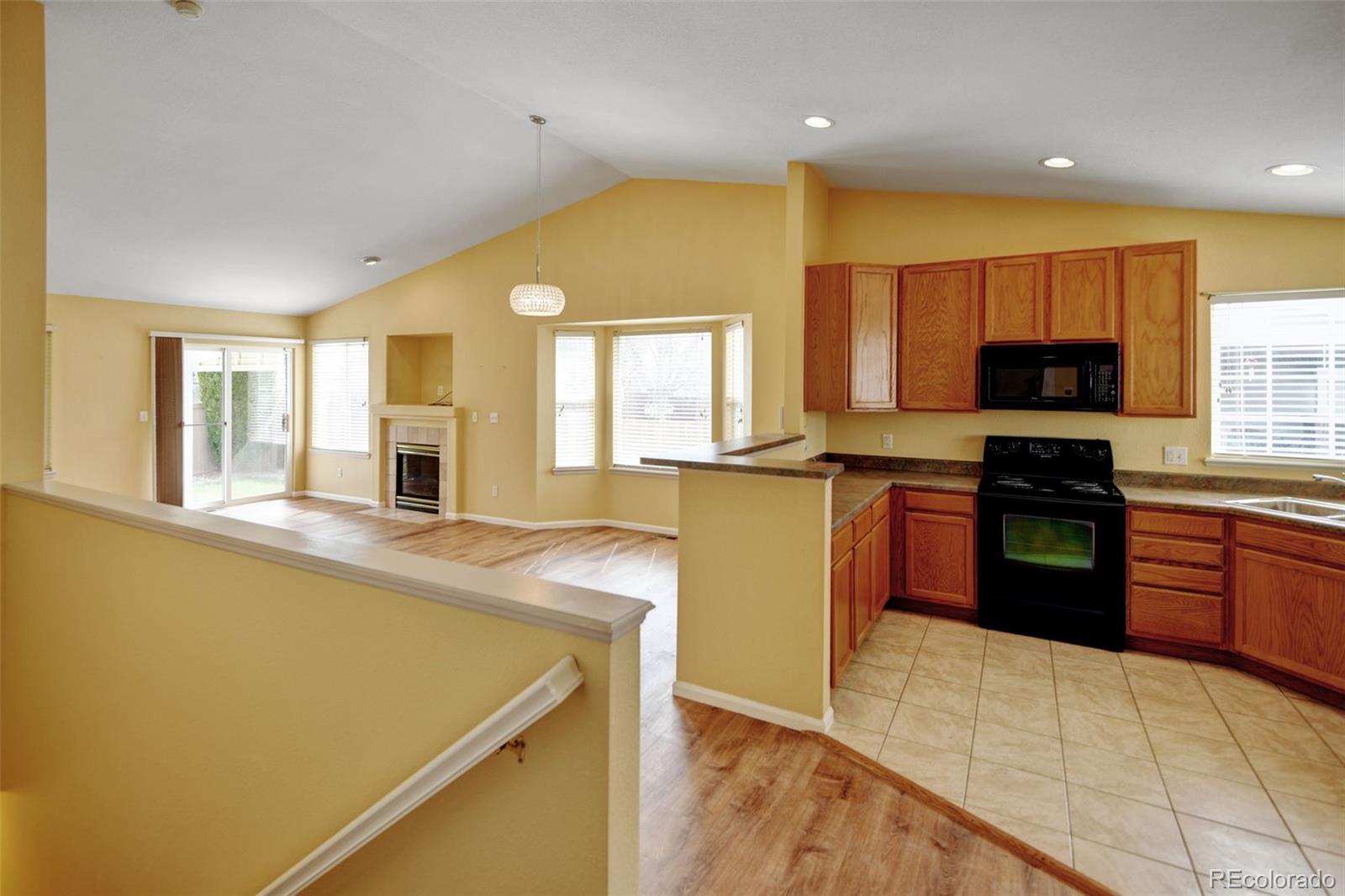 MLS Image #4 for 6794 w 3rd avenue,lakewood, Colorado