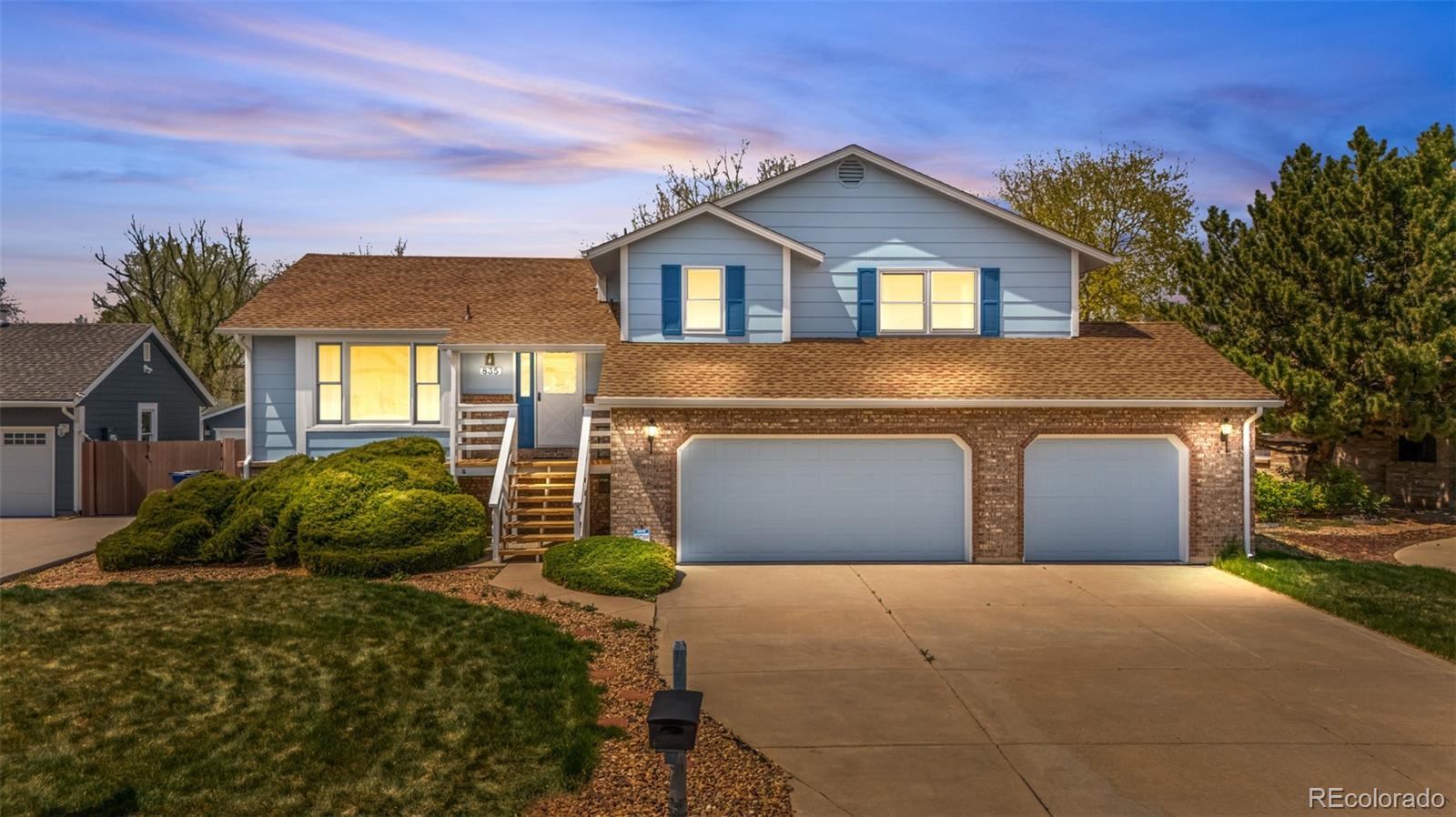 MLS Image #0 for 835 s geneva street,aurora, Colorado
