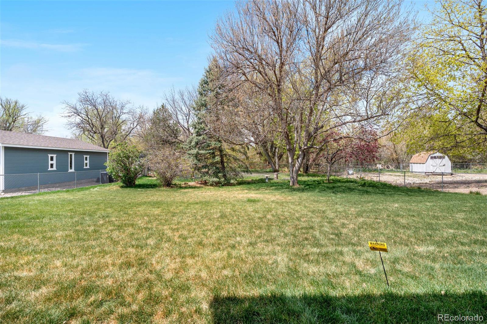 MLS Image #28 for 835 s geneva street,aurora, Colorado