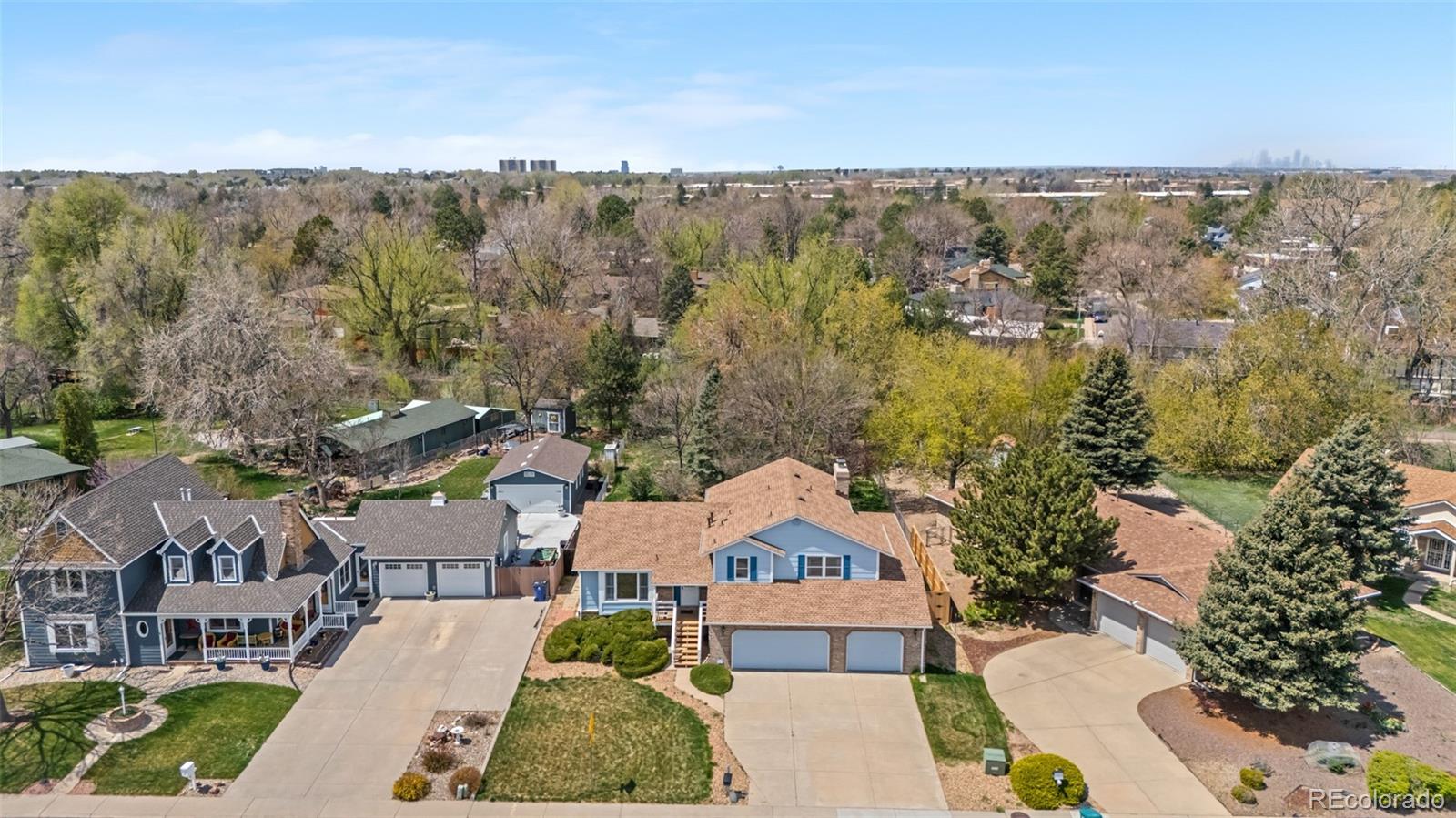 MLS Image #38 for 835 s geneva street,aurora, Colorado