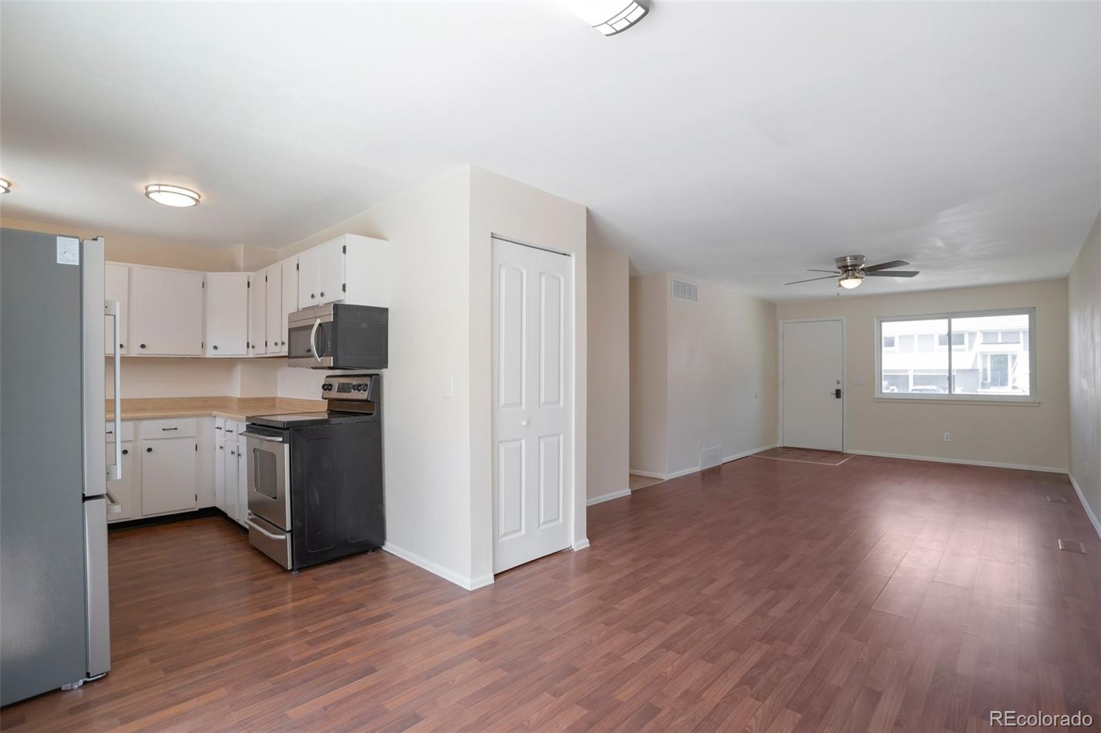 MLS Image #5 for 19038 e girard avenue,aurora, Colorado