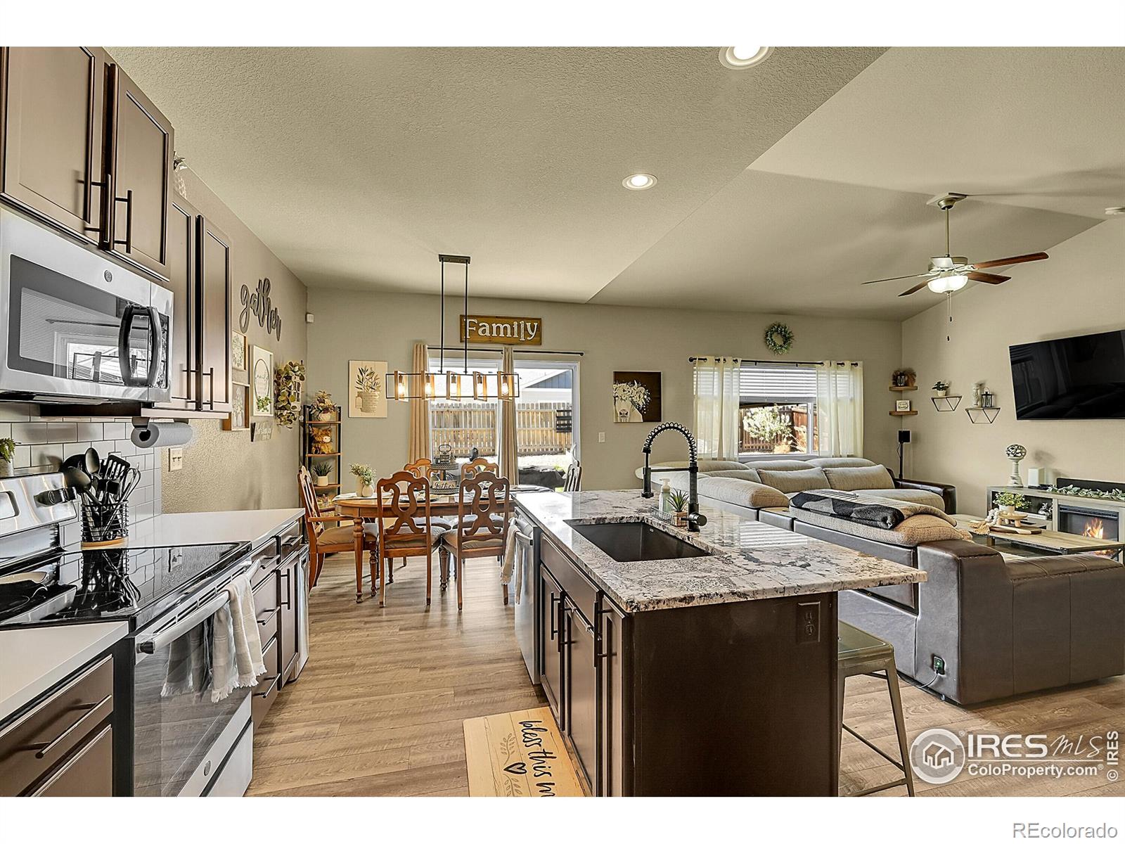 MLS Image #5 for 845  pioneer drive,milliken, Colorado