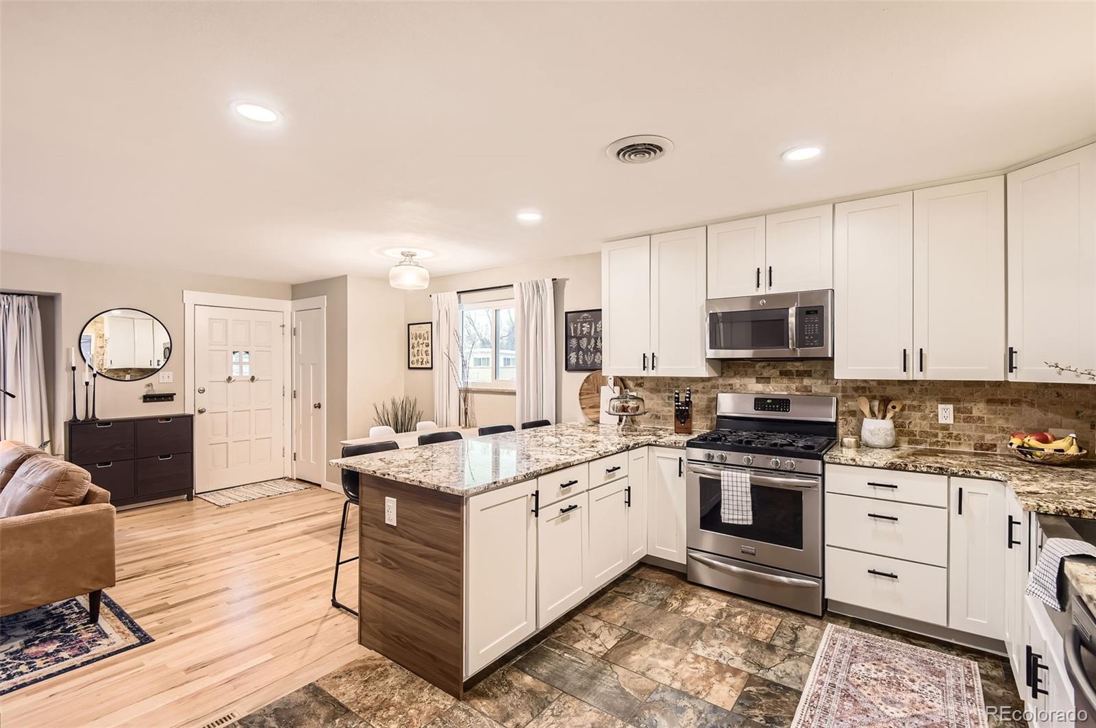 MLS Image #3 for 6900 s clermont street,centennial, Colorado