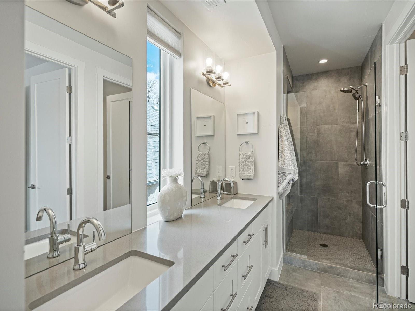 MLS Image #21 for 4525 n raleigh street,denver, Colorado