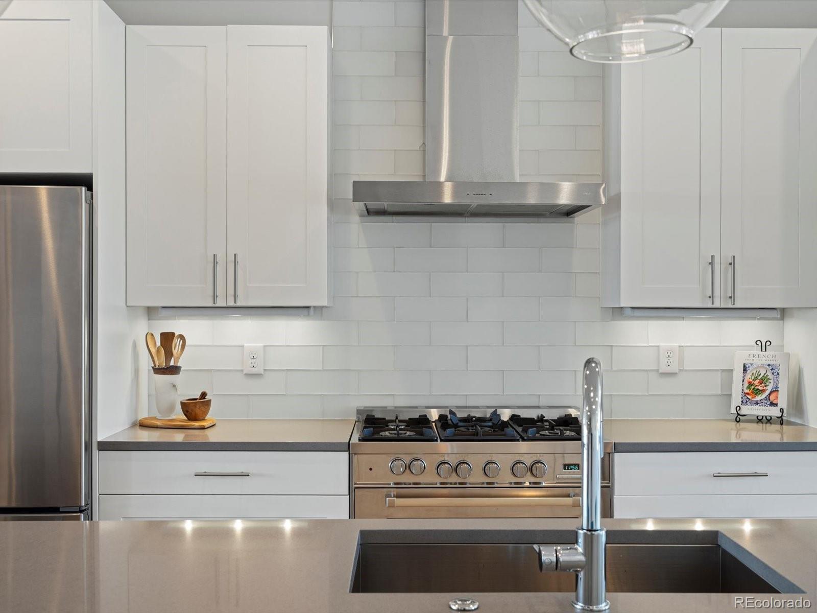 MLS Image #8 for 4525 n raleigh street,denver, Colorado