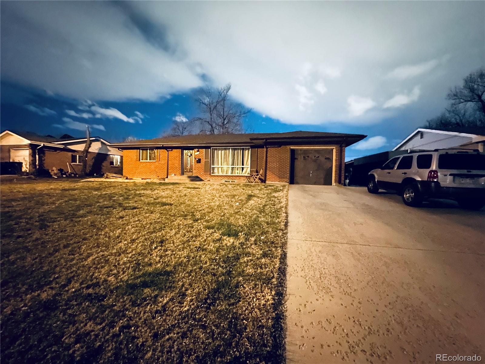 MLS Image #2 for 413  jamaica street,aurora, Colorado