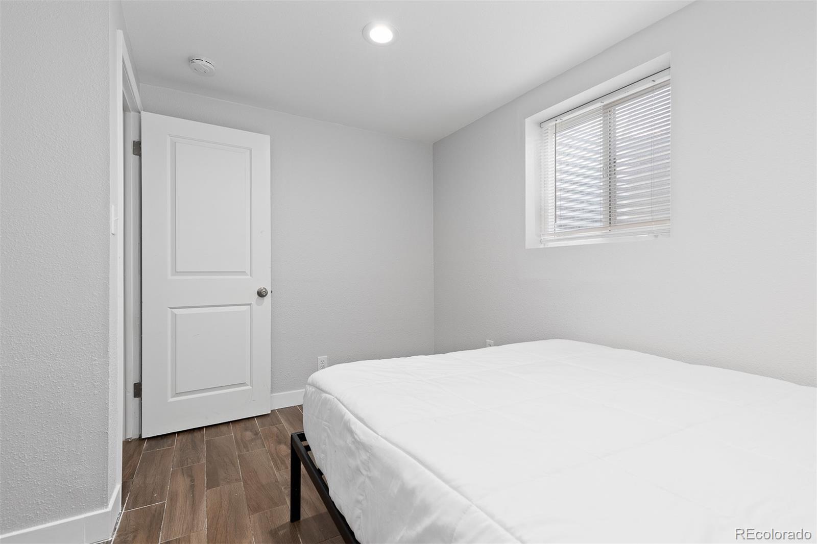 MLS Image #28 for 7670  greenwood boulevard,denver, Colorado