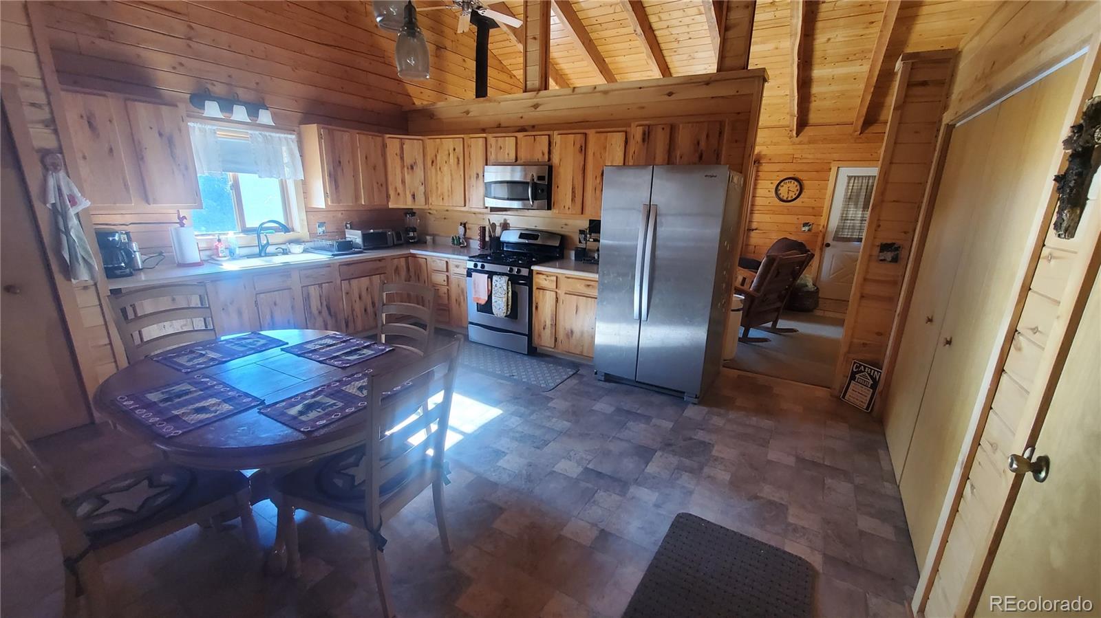 MLS Image #11 for 958  meadows lane,florissant, Colorado
