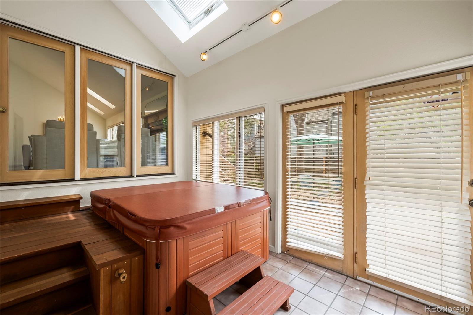 MLS Image #22 for 851  racquet lane,boulder, Colorado