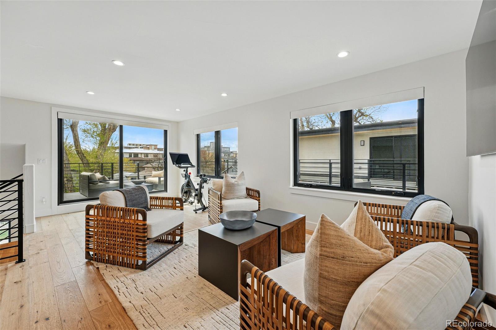 MLS Image #24 for 380 s humboldt street,denver, Colorado