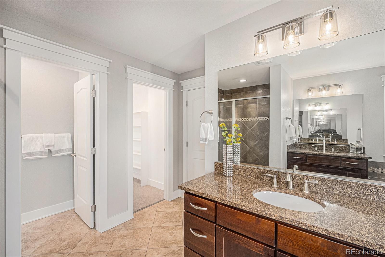 MLS Image #17 for 3375 n willow street,denver, Colorado