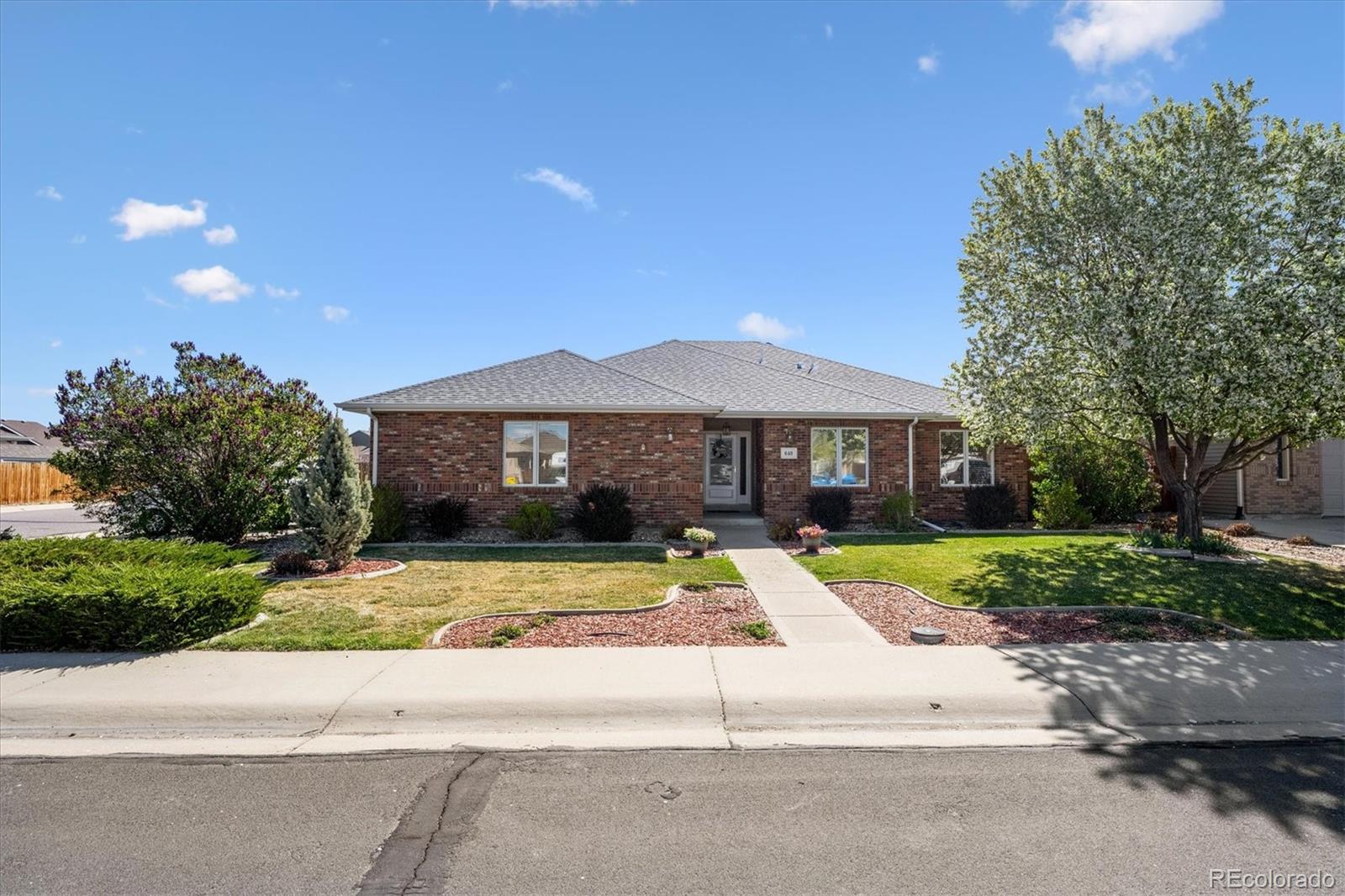 CMA Image for 640 N 15th Avenue,Brighton, Colorado