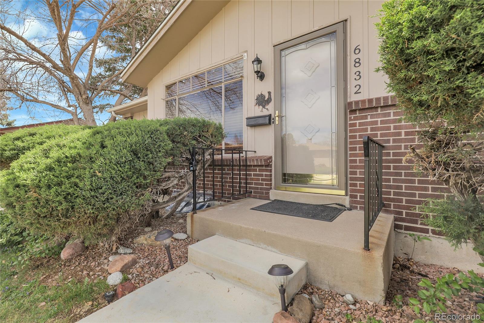 MLS Image #3 for 6832 s birch way,centennial, Colorado