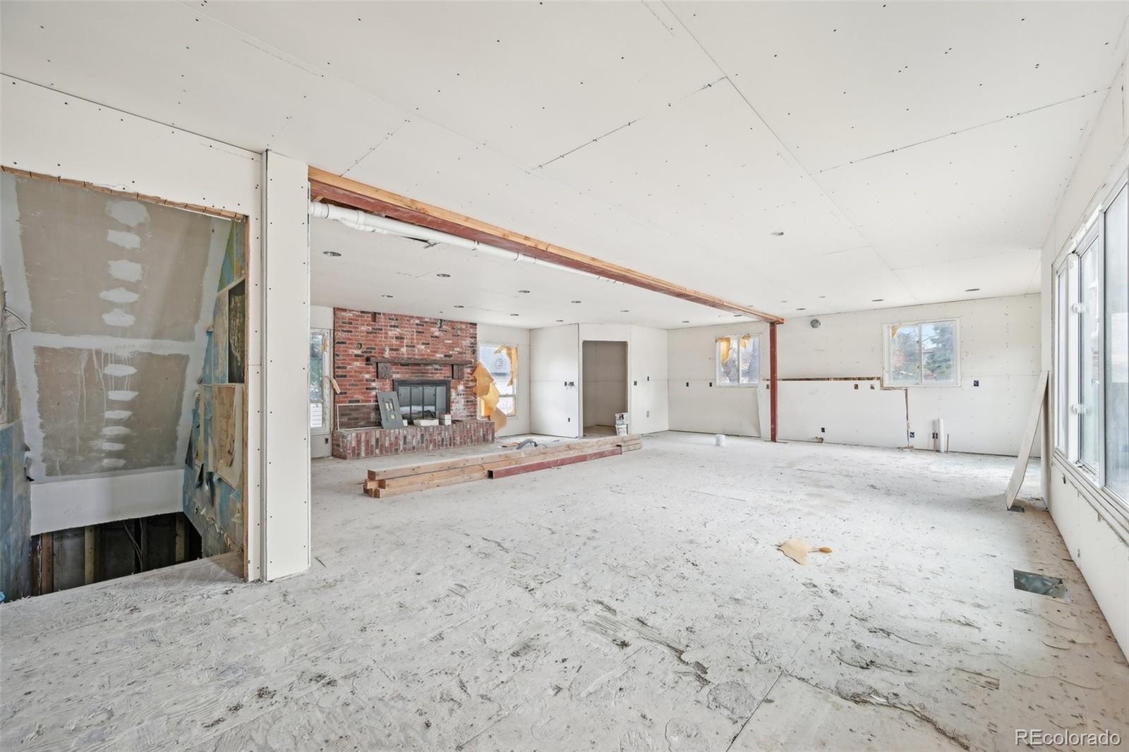 MLS Image #9 for 796 s bristol street,lakewood, Colorado
