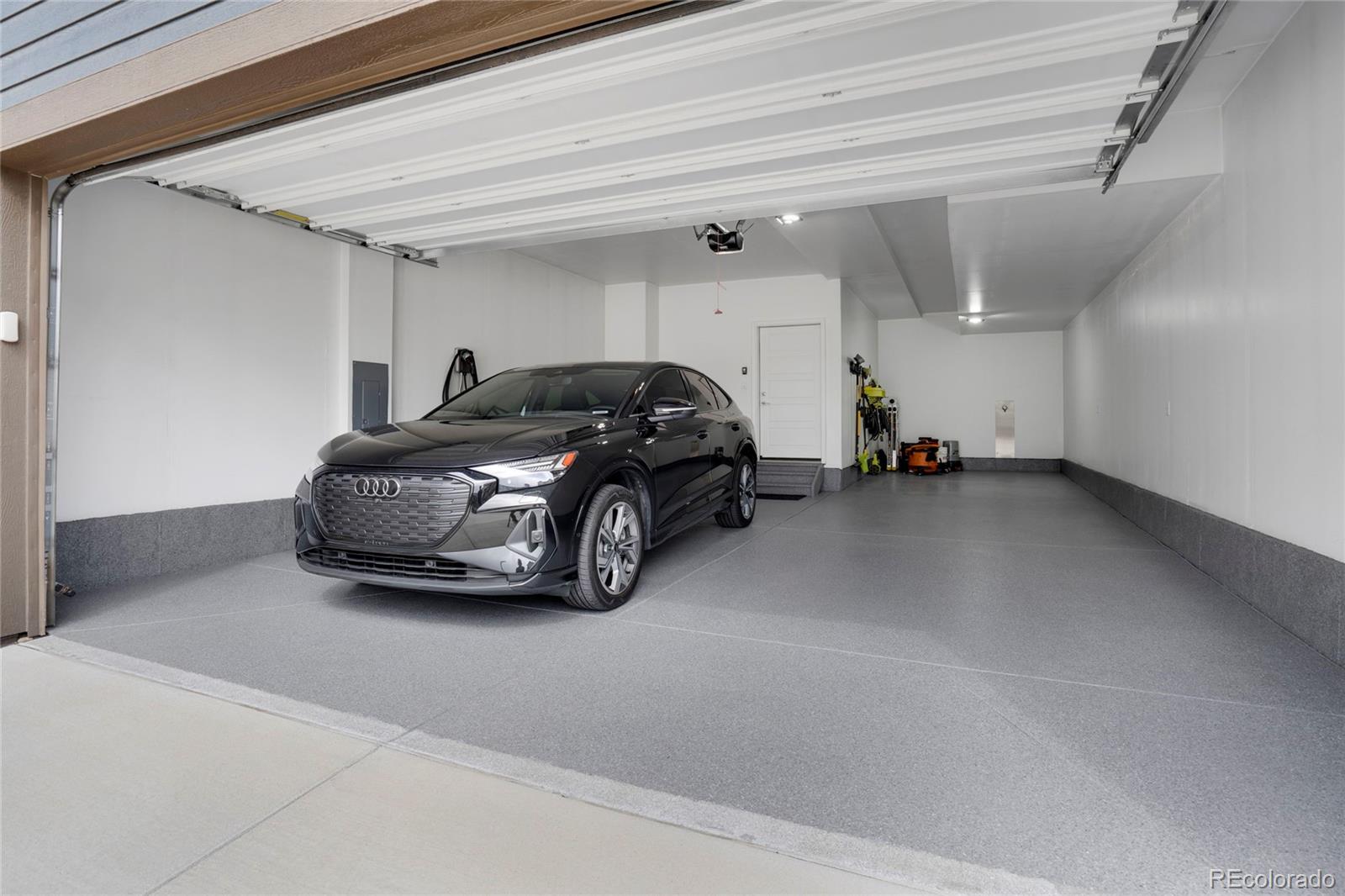 MLS Image #28 for 8982  delacorte street,littleton, Colorado