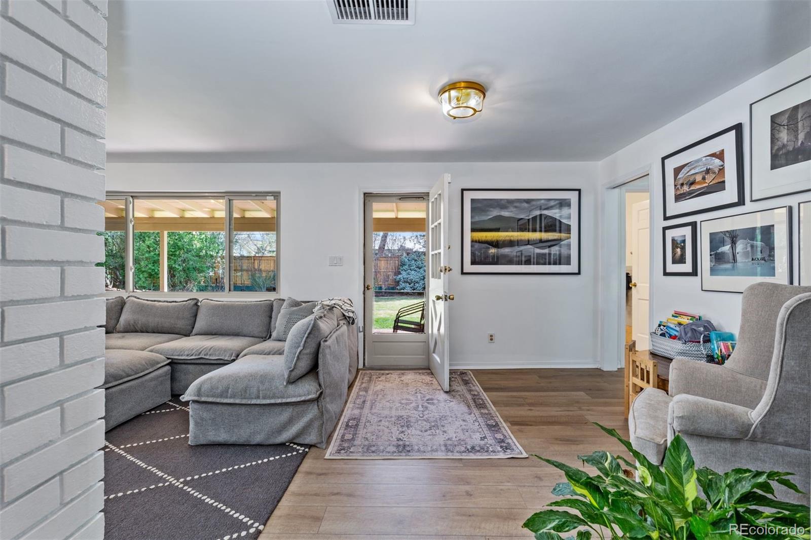 MLS Image #10 for 3844 s elm street,denver, Colorado