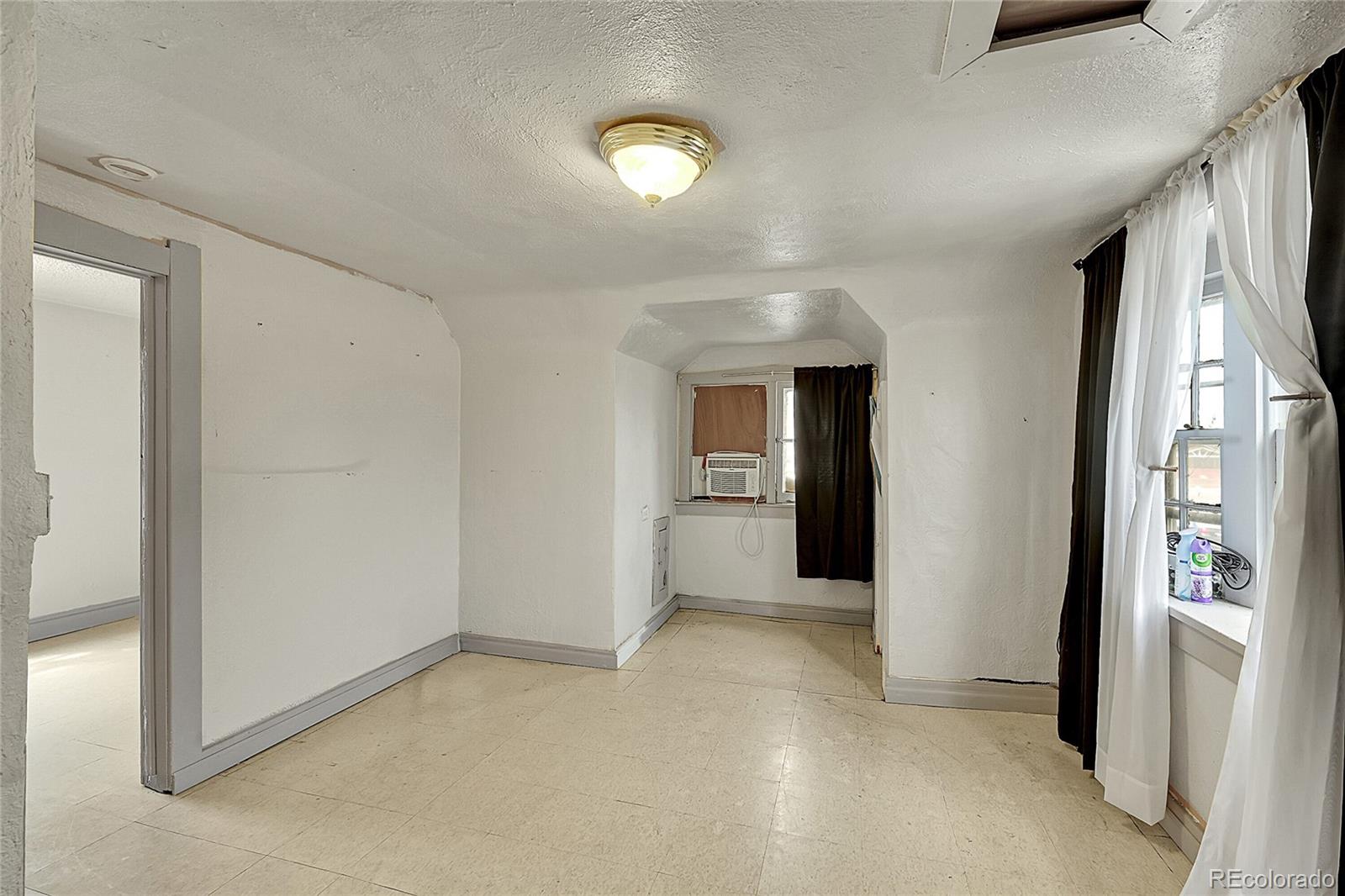 MLS Image #11 for 1930 e martin luther king jr boulevard,denver, Colorado