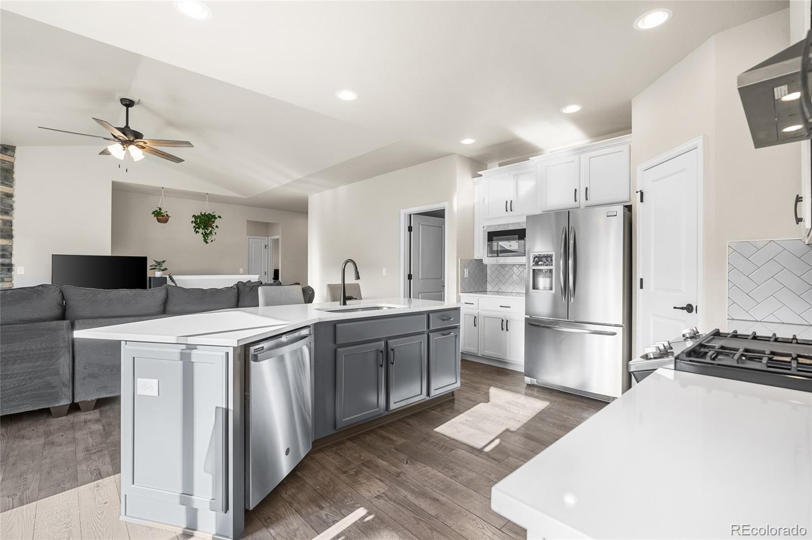 MLS Image #13 for 1415 s sunfield drive,milliken, Colorado